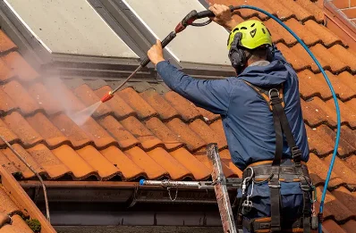 Démoussage et hydrofuge de toiture à Fresne-Cauverville
